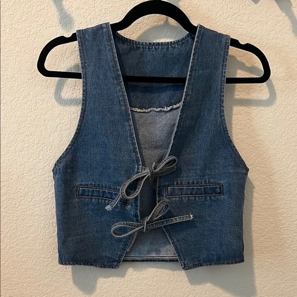 Denim Tie Front Cropped Vest Blue Small - Picture 1 of 4